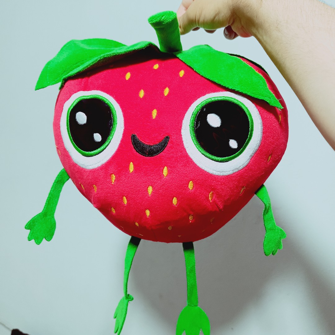 عروسک توت فرنگی فرنگیس خانوم بزرگ سایز 3