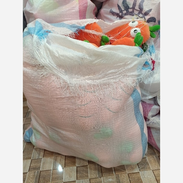 عروسک هویج بالشی نانو