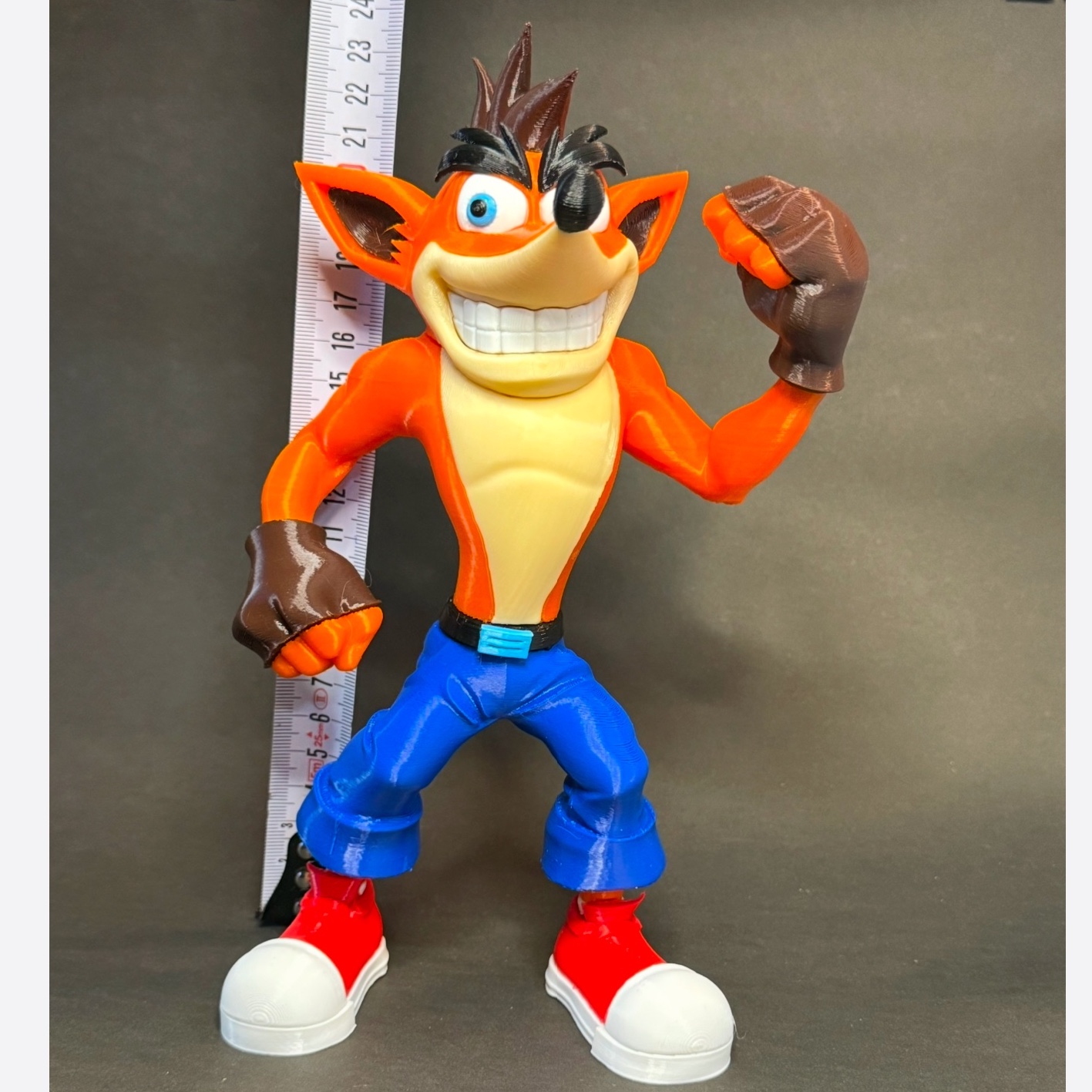 اکشن فیگور شخصیت کراش بندیکوت(Crash Bandicoot)