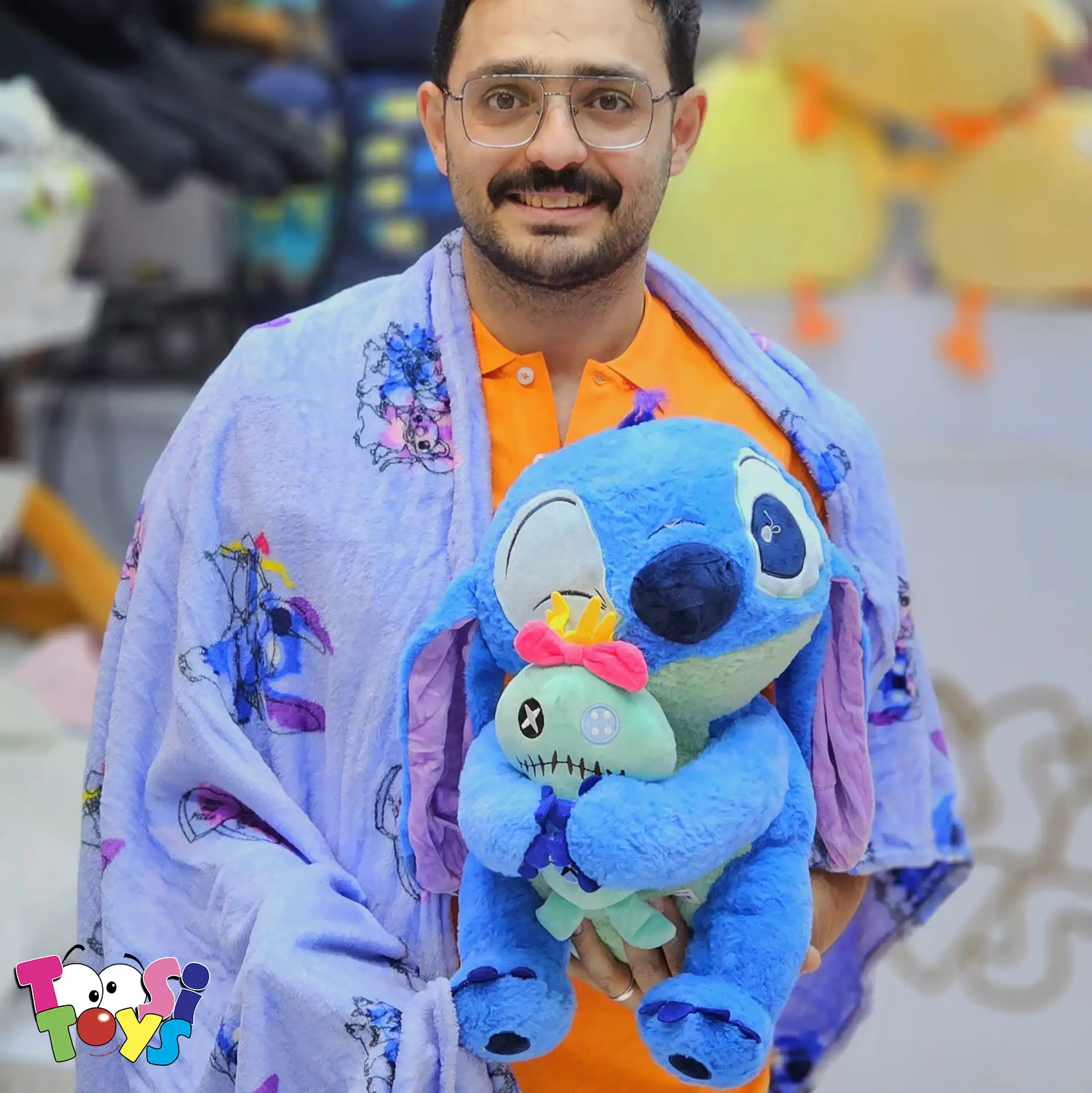 عروسک پتو بالشتی استیج عروسک به دست