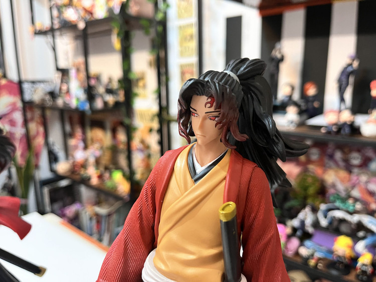 اکشن فیگور شیطان کش مدل یوریچی تسوگیکونی