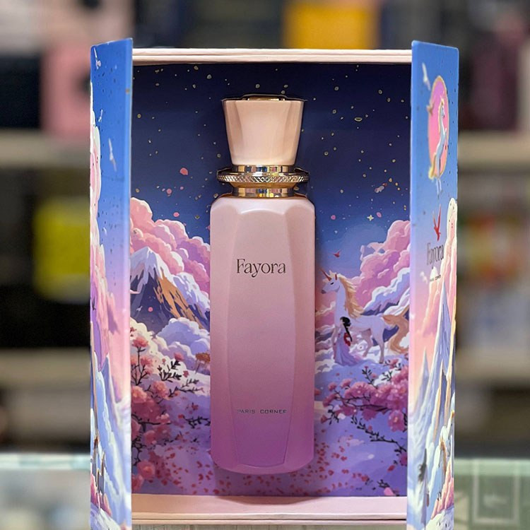 عطر زنانه پاریس کرنر فایورا Paris Corner Fayora