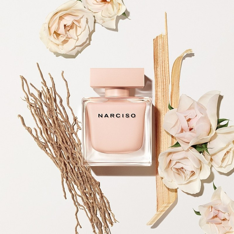 عطر زنانه میسن الحمرا ناریسا پیچ (پودره) (Maison Alhambra Narissa Peach (Poudree