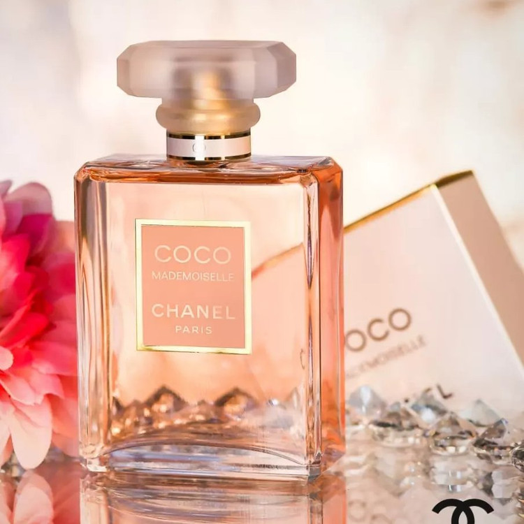 عطر Maison Alhambra Como Moiselle