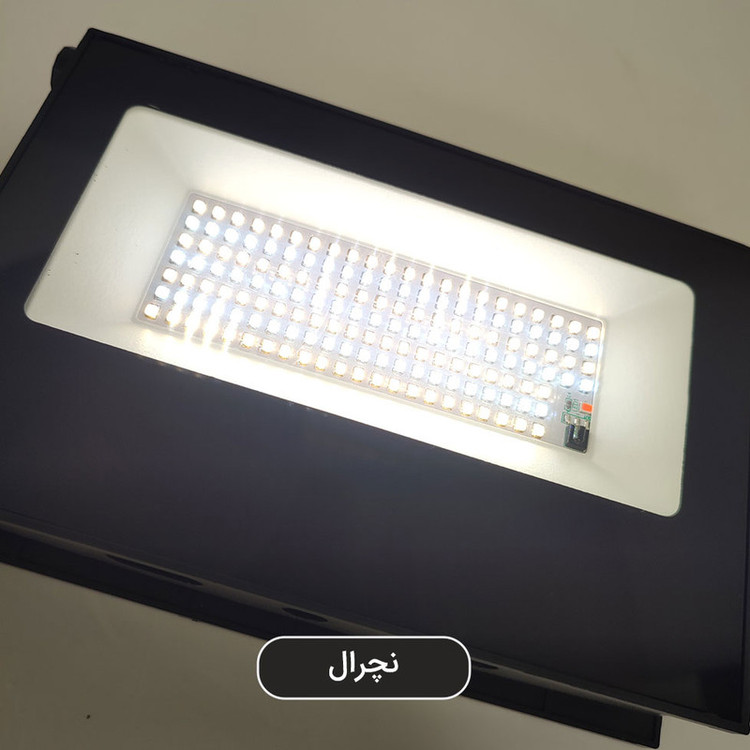 پروژکتور خورشیدی 20 وات مدل IP65 طرح شارژی بدون سیم کد S-0082
