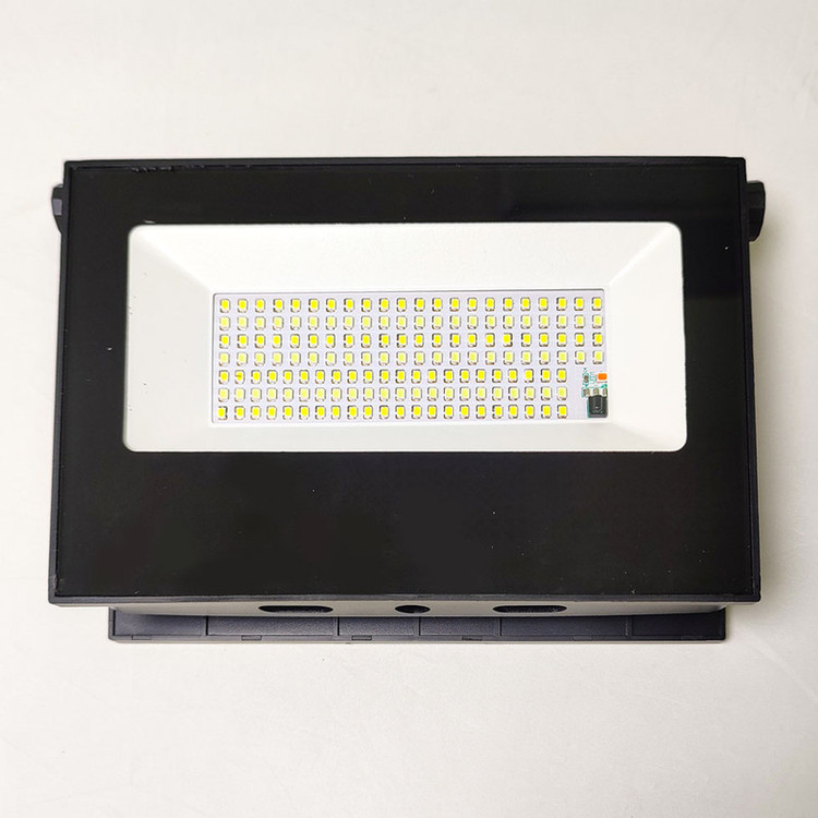 پروژکتور خورشیدی 20 وات مدل IP65 طرح شارژی بدون سیم کد S-0082
