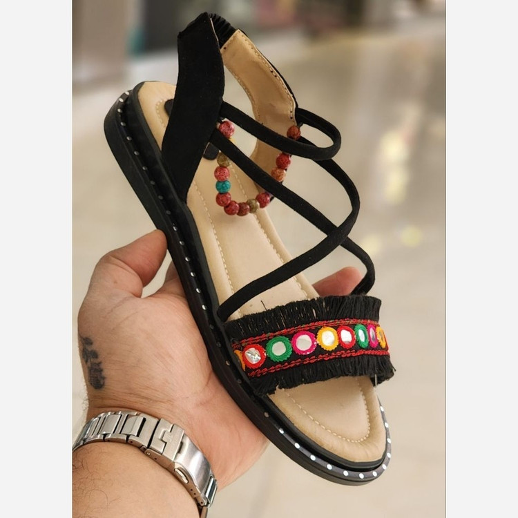 صندل سنتی مشکی کرم نسکافه ای