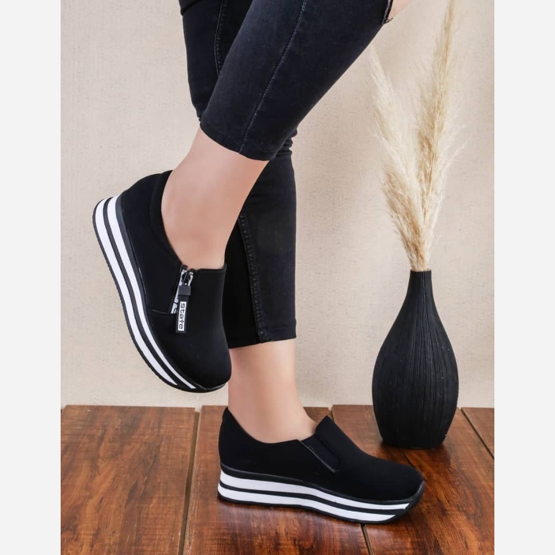کفش لژدار استرج راحت و خوشپا