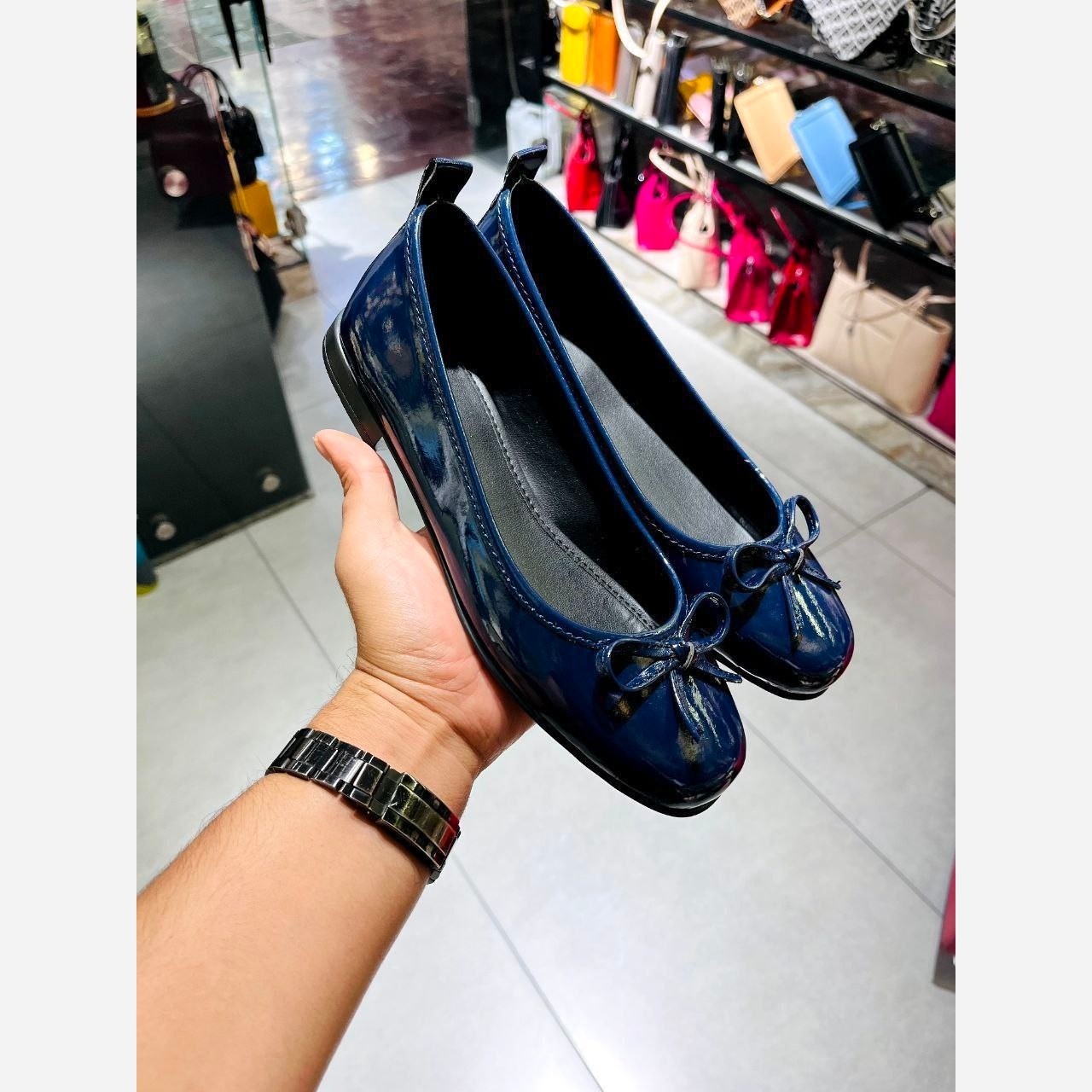 کفش تخت پاپیونی