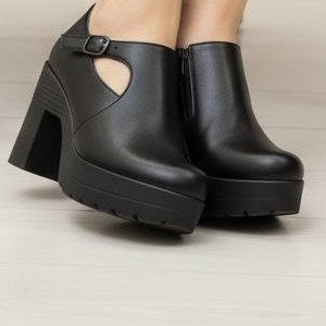 کفش کلاسیک زنانه شیک و ساده