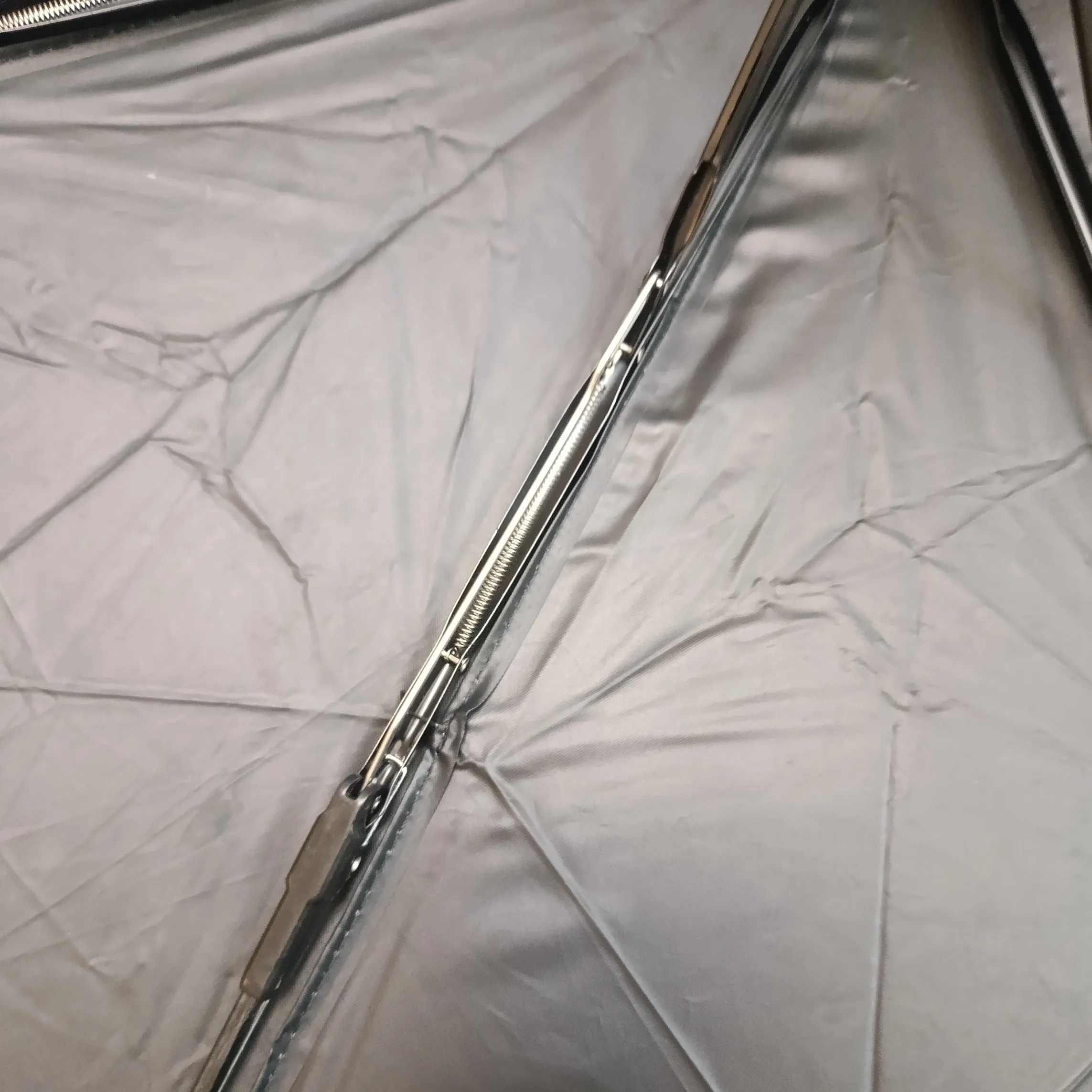 چتر اتوماتیک لوکس هرمس ضد باد با پارچه نانو و جعبه کادویی