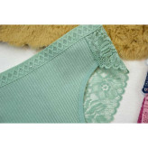 شورت زنانه کبریتی پشت دانتل سایز M L XL تولید چین
