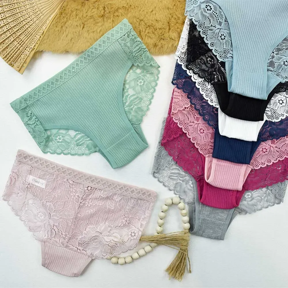 شورت زنانه کبریتی پشت دانتل سایز M L XL تولید چین