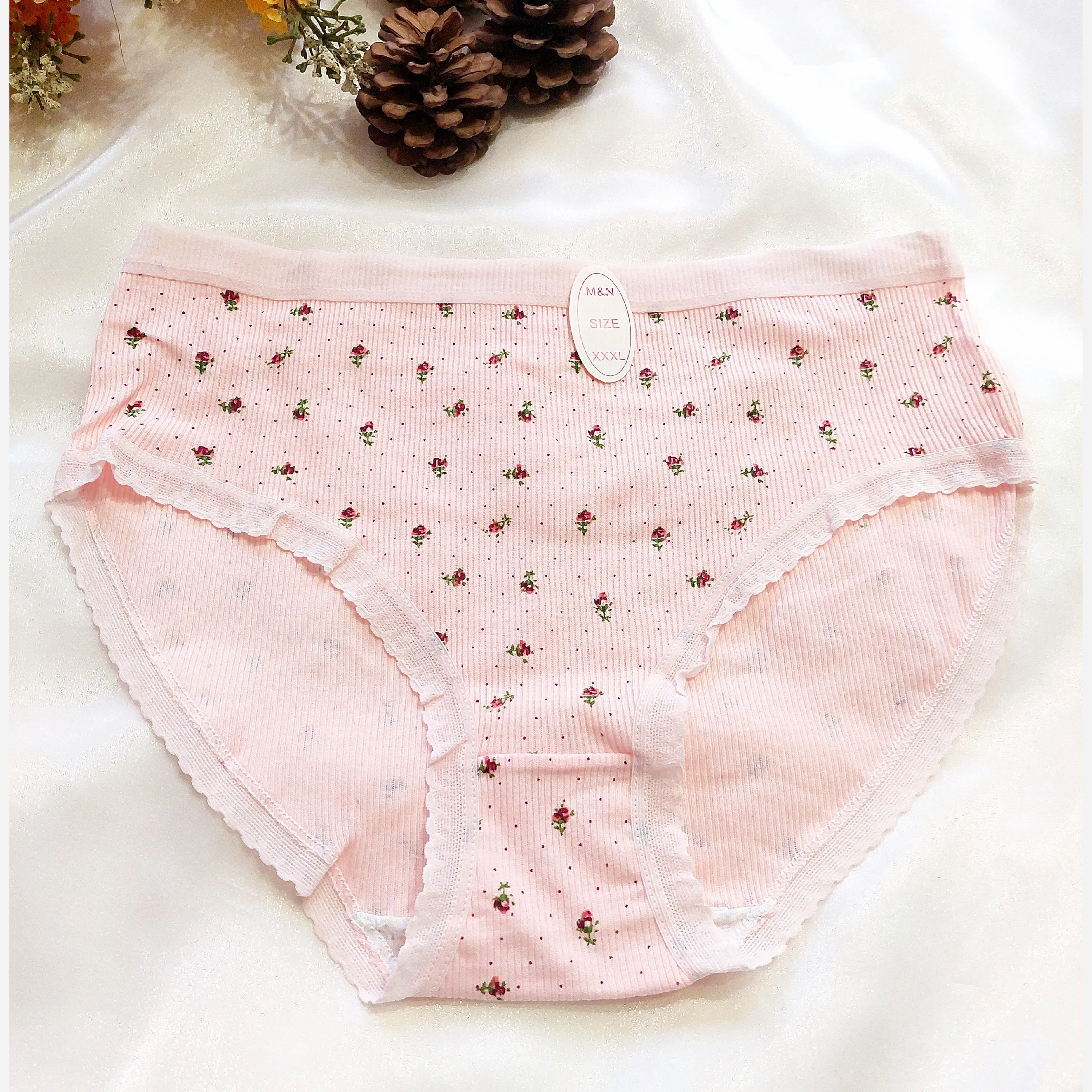 شورت زنانه عروسکی کبریتی نخی سایز بزرگ سه ایکس (3X)
