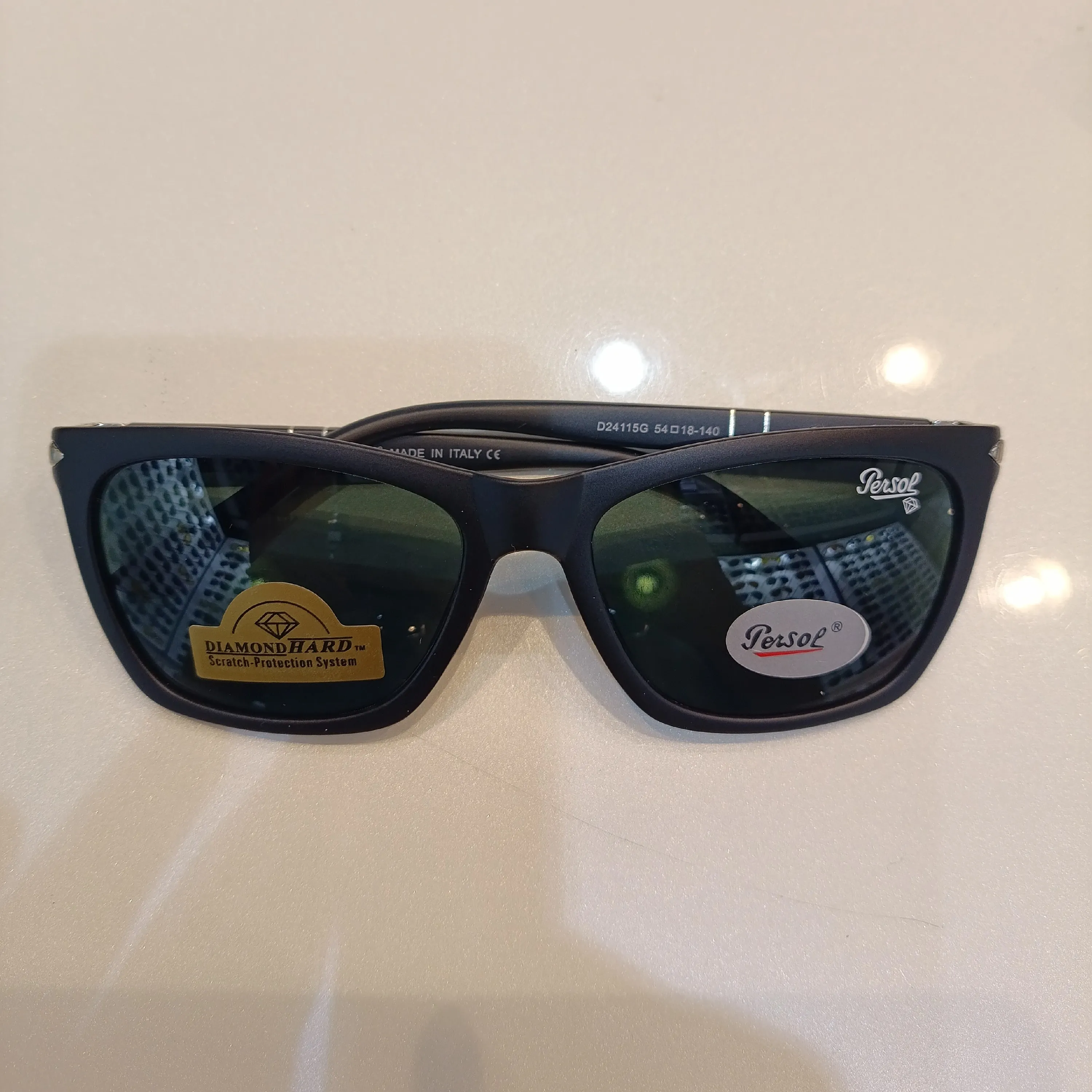 عینک آفتابی پرسول شیشه سنگ persol ایتالیا دسته فنر دارای آنتی رفلکس کد 24115