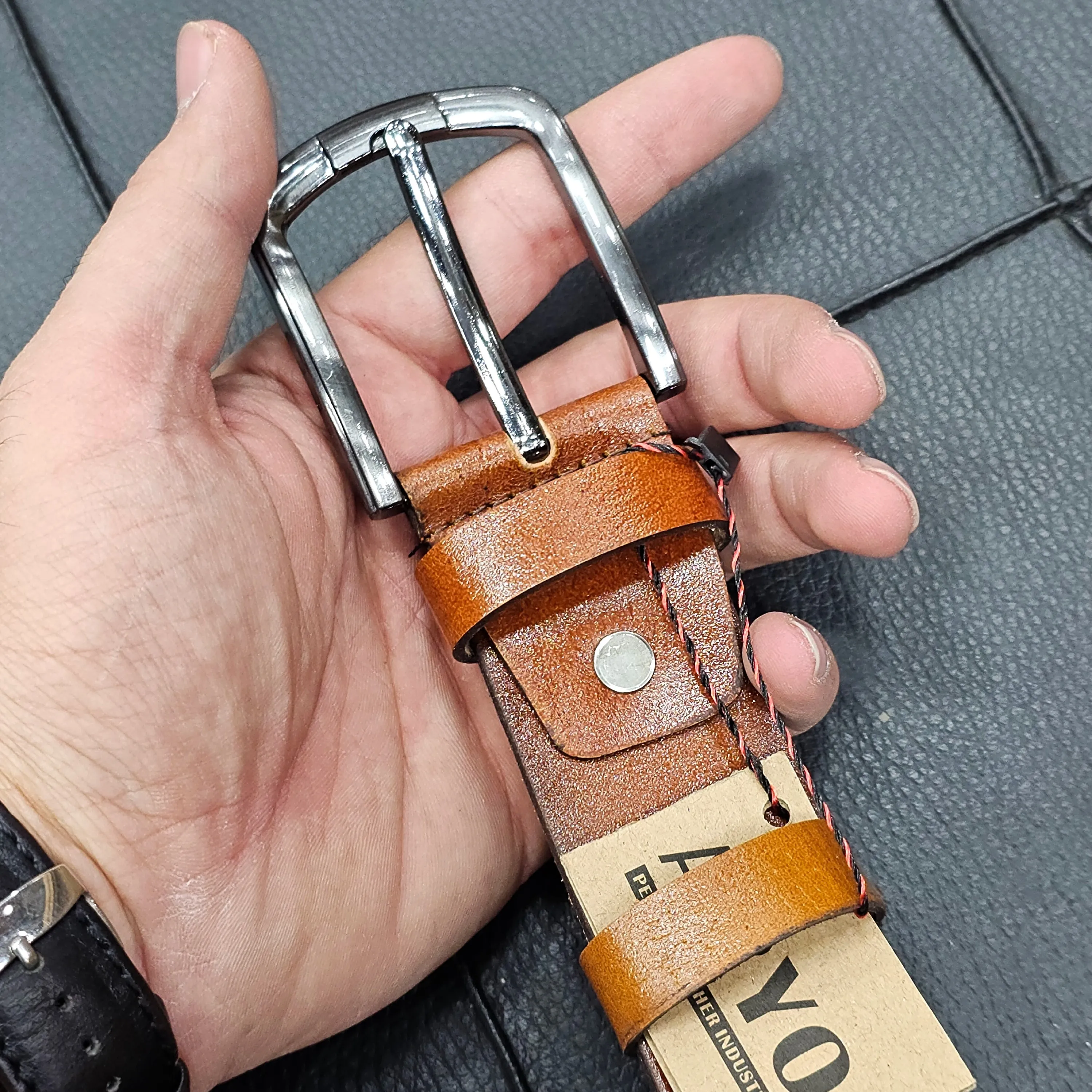 کمربند چرم طبیعی گاوی زبانهدار 4 سانتیمتری طول 125 سانت