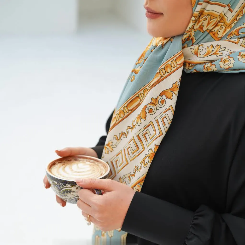 مانتو عبایی عربی مدل بهاره جنس کرپ سوپر الیزه یقه گرد