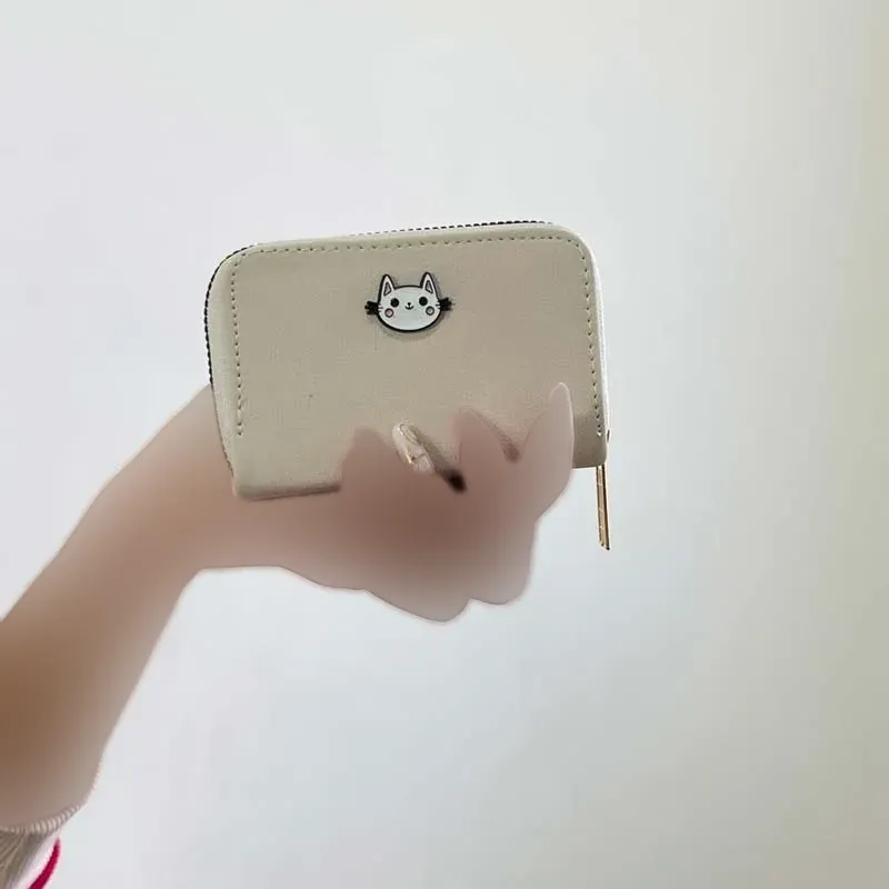 جاکارتی زنانه چرمی