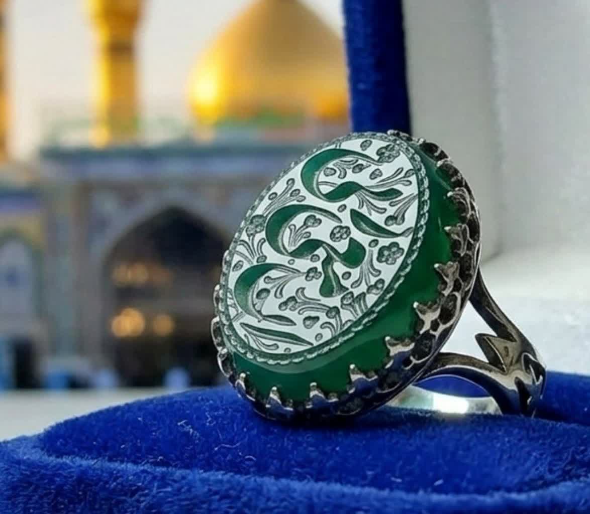 انگشتر آلیاژی باسنگ عقیق سبز حکاکی ان معی ربی کد 5480