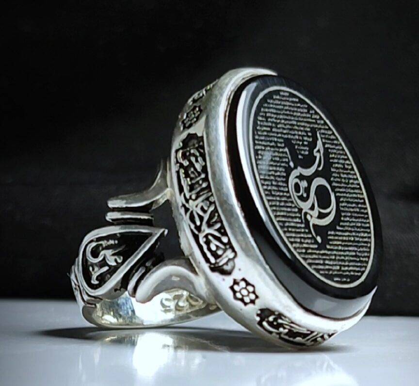 انگشتر باسنگ عقیق مشکی باحکاکی زیارت عاشورا رکاب چهارسلام کد 1369