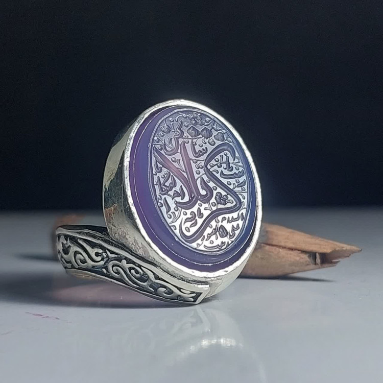 خرید انگشتر عقیق سوسنی با حکاکی شهدای کربلا؛ نشانی از ارادت و عشق کد 2124