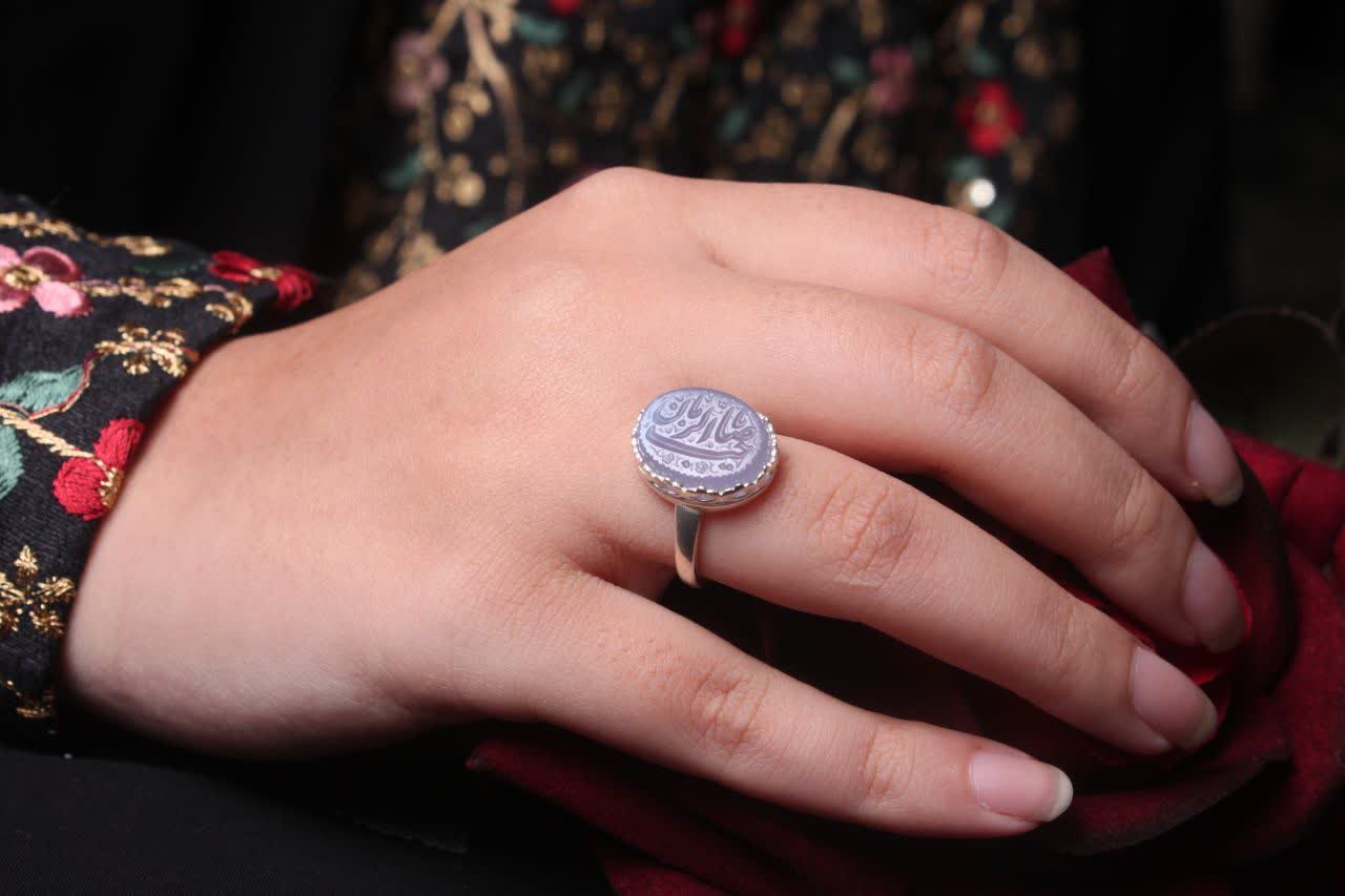 خرید انگشتر عقیق کبود خطی با حکاکی "یا صاحب الزمان" (عج) کد 8103