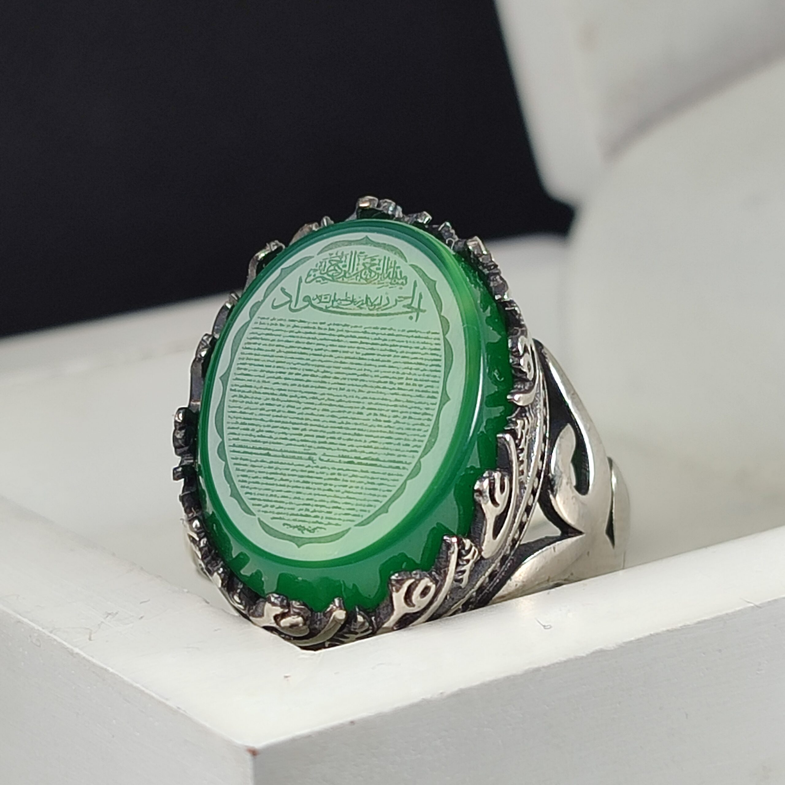 انگشتر عقیق سبز رکاب ذکر علی رکاب آلیاژی حکاکی حرز امام جواد (ع)  کد 3582