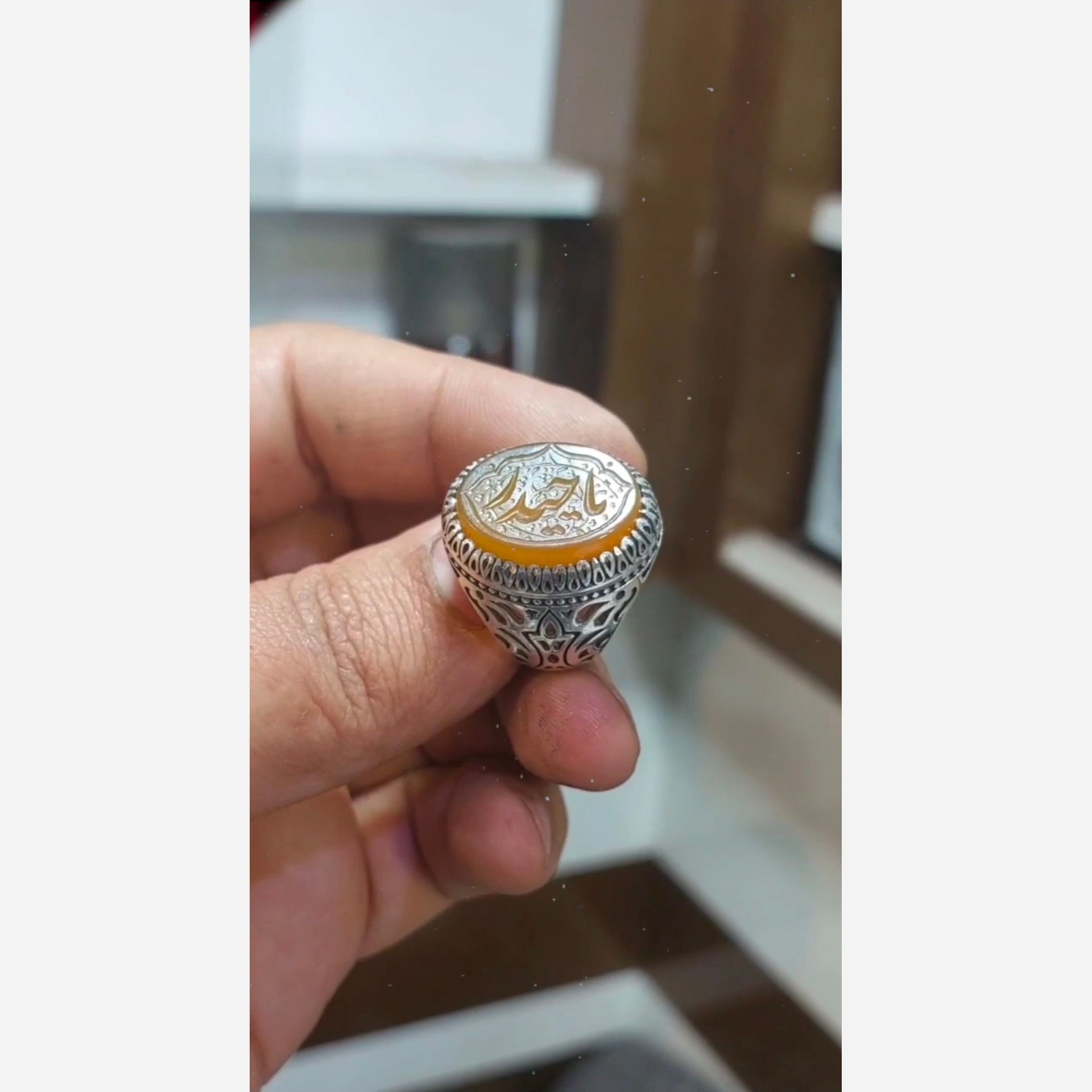 خرید انگشتر عقیق زرد با حکاکی یاحیدر عیار 925 درجه یک