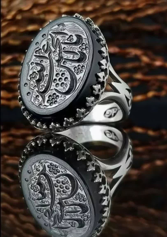 انگشتر عقیق مشکی آلیاژی با حکاکی یا اباعبدالله الحسین رکاب الیاژی کد 8108
