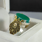انگشتر مردانه عقیق سبز رکاب تاج برنجی کد 2269