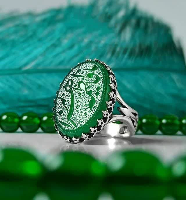 انگشتر نقره با سنگ عقیق سبز با حکاکی یا فاطمه الزهرا (سلام الله علیها) کد 1169