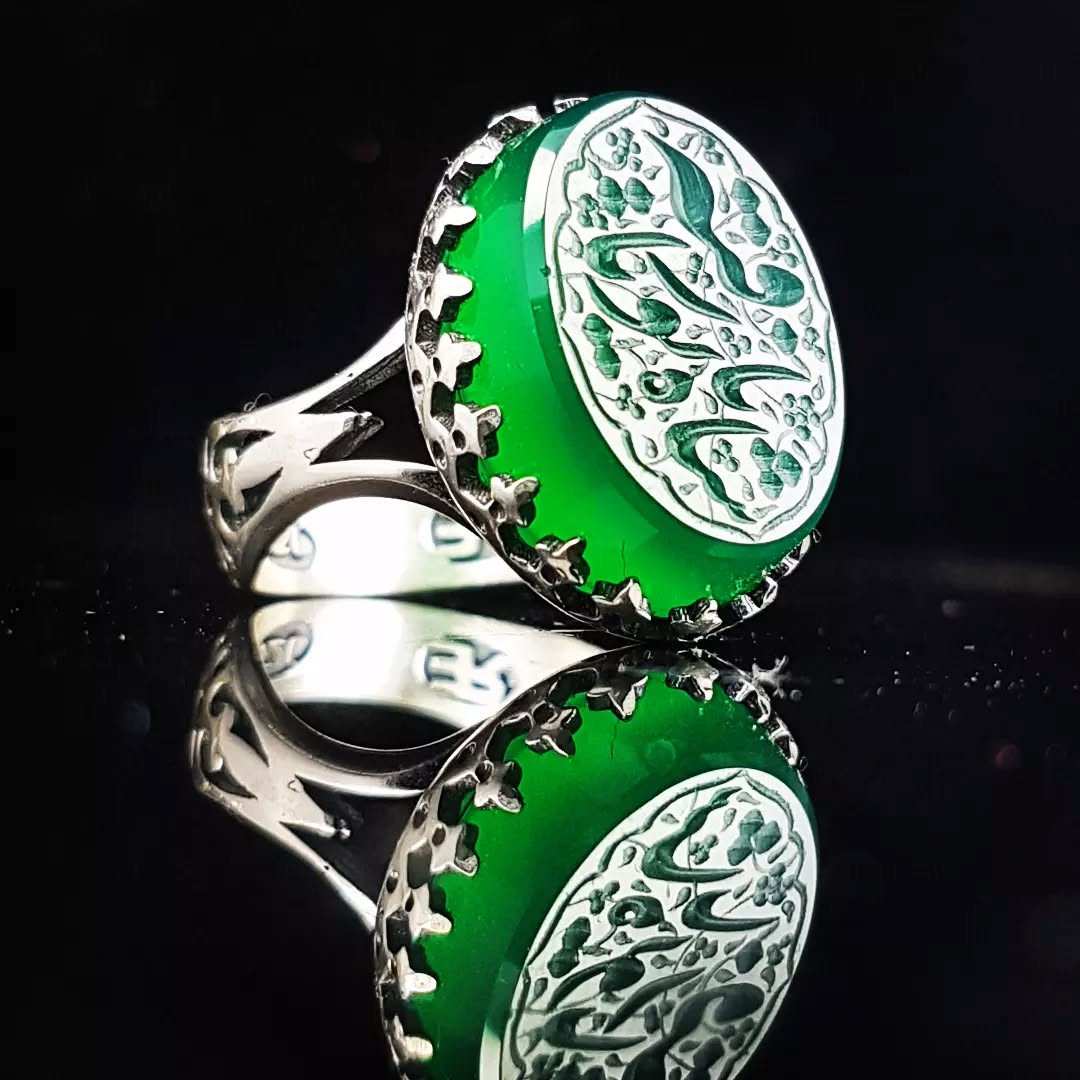 انگشتر نقره باسنگ عقیق سبز با حکاکی شاه بانو یارقیه کد 1365