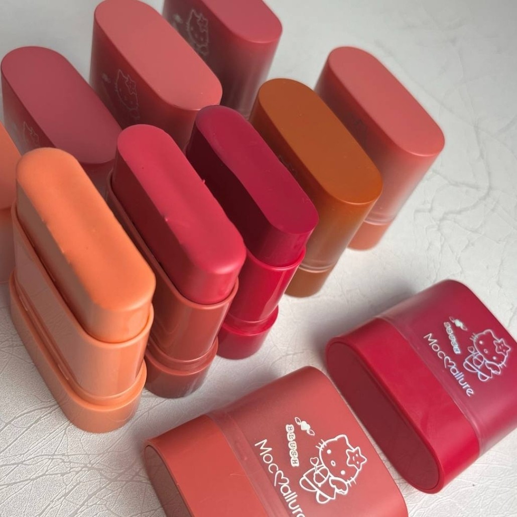رژگونه استیکی رژ گونه کیتی کیوت پینترستی پیگمنت عالی و رنگبندی جذاب قابل استفاده برای لب چشم