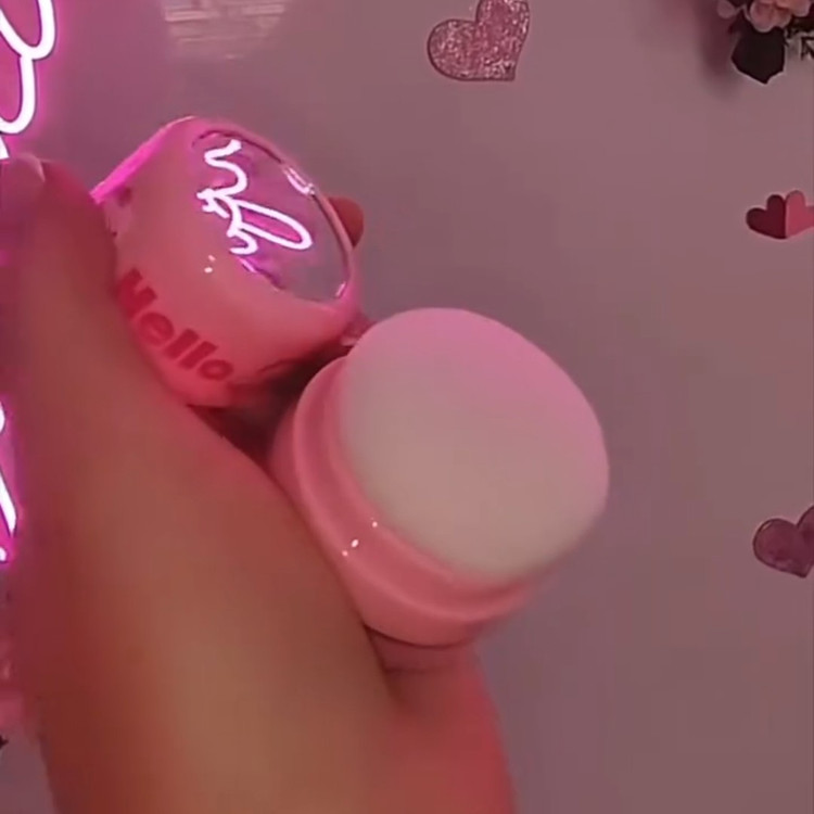 رژگونه دارای آینه رژ گونه پودری نمک پاشی فانتزی کیوت پینترستی رنگ شاد و جذاب پرفروش