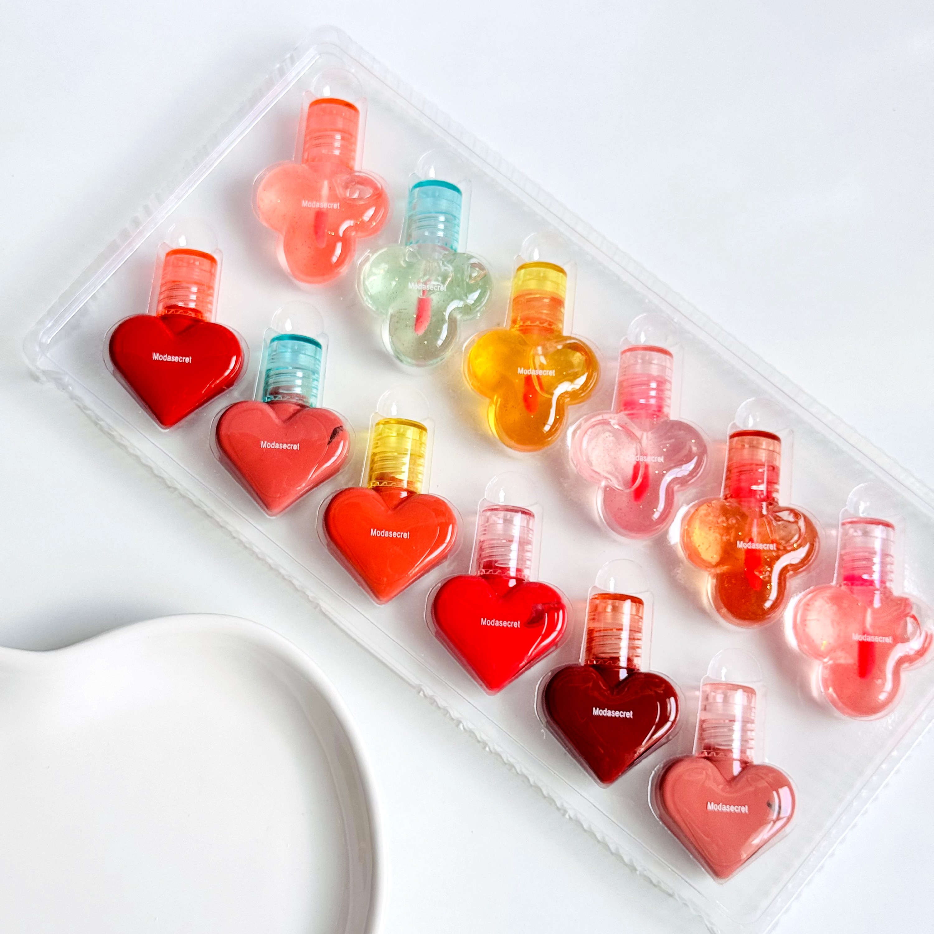 پک 2 عددی رژ لب خیس کره ای همراه برق لب حرارتی کیوت بصورت جفتی رنگبندی جذاب و خاص مات و مخملی پینترستی