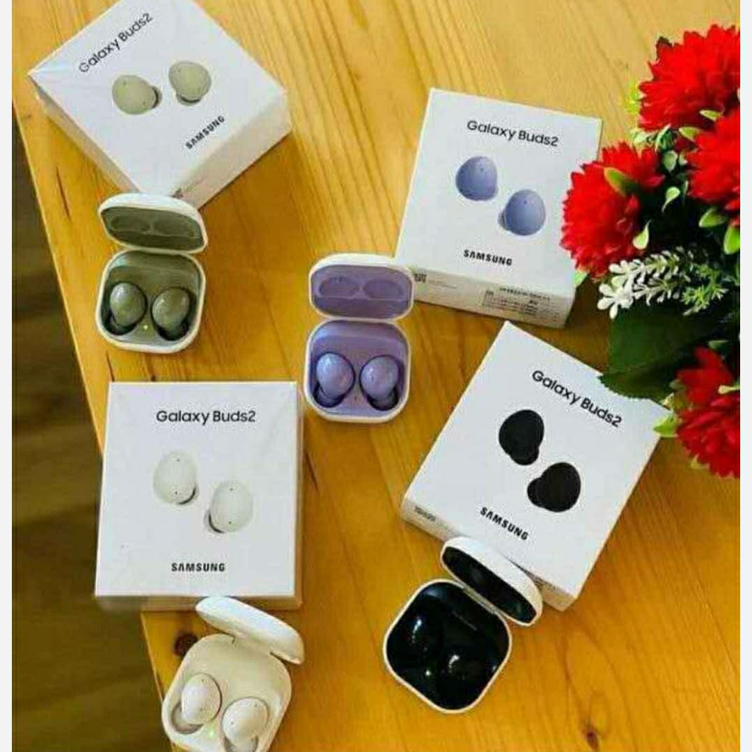 ایرپاد پرو لمسی مدل Galaxy Buds2pro سایز. کوچک. و نگه داری شارژ زیاد ویتنام