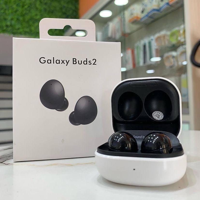 ایرپاد Galaxy Buds 2 گلکسی بادس سامسونگ 2 samsung کیفیت درجه یک جنس تضمینی سریال دار ویتنام پک پلمپ