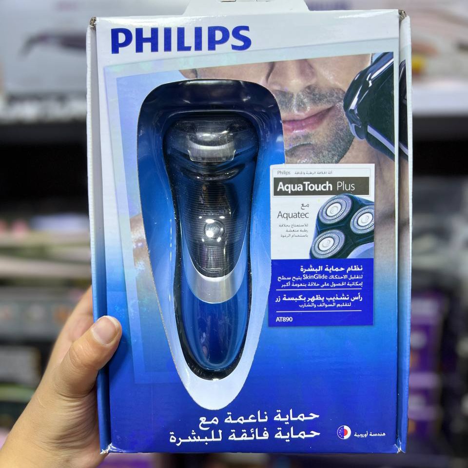 ماشین ریش تراش سه تیغ فیلیپس ف890.تیغه استیل ضد زنگ.شارژی.باطری لیتیوم.کیفیت بسیار عالی