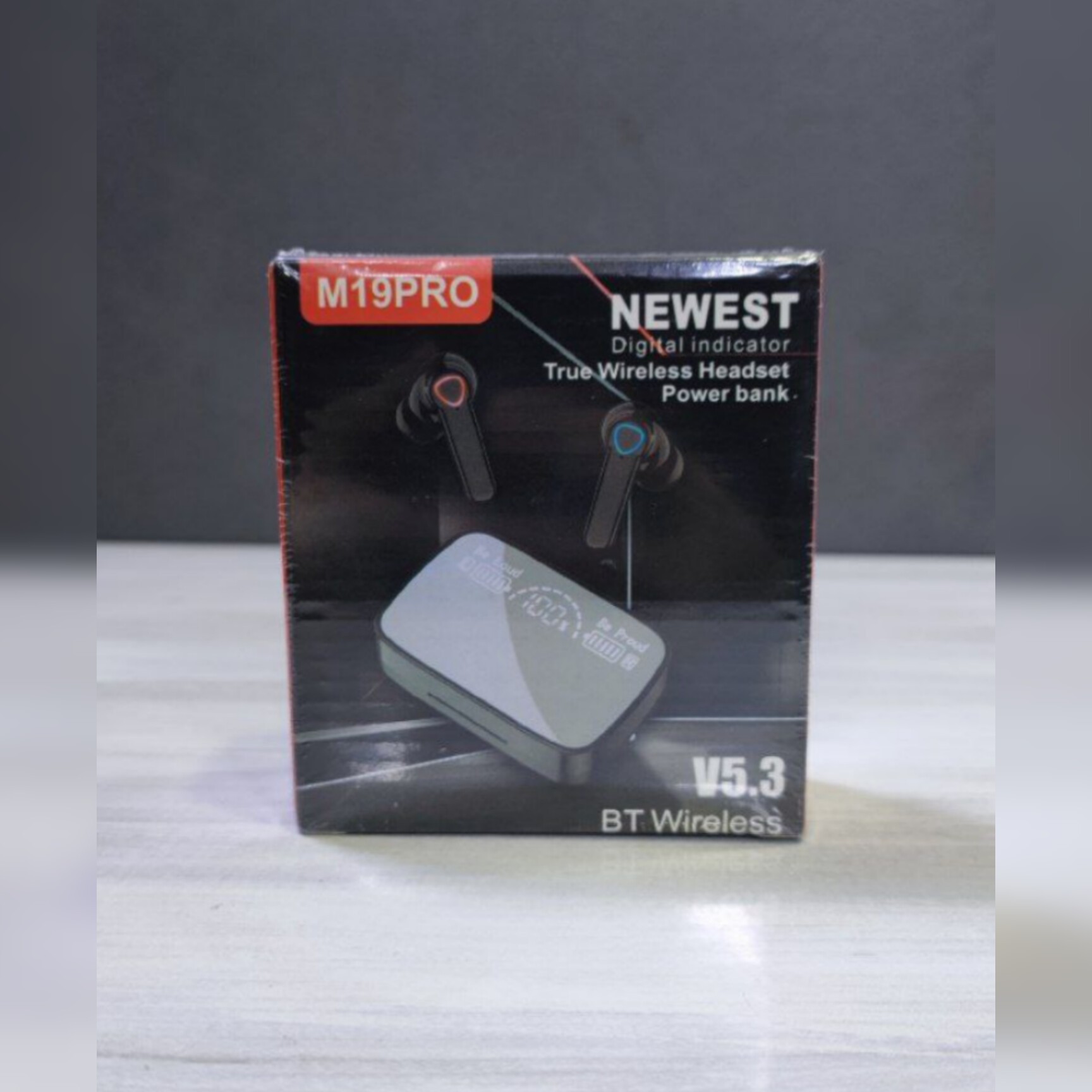 ایرپاد پاوربانکی NEWEST مدل M19 pro داری پیشرفته ترین نسخه بلوتوث 5.3 صفحه دیجیتال دوام شارژ زیاد