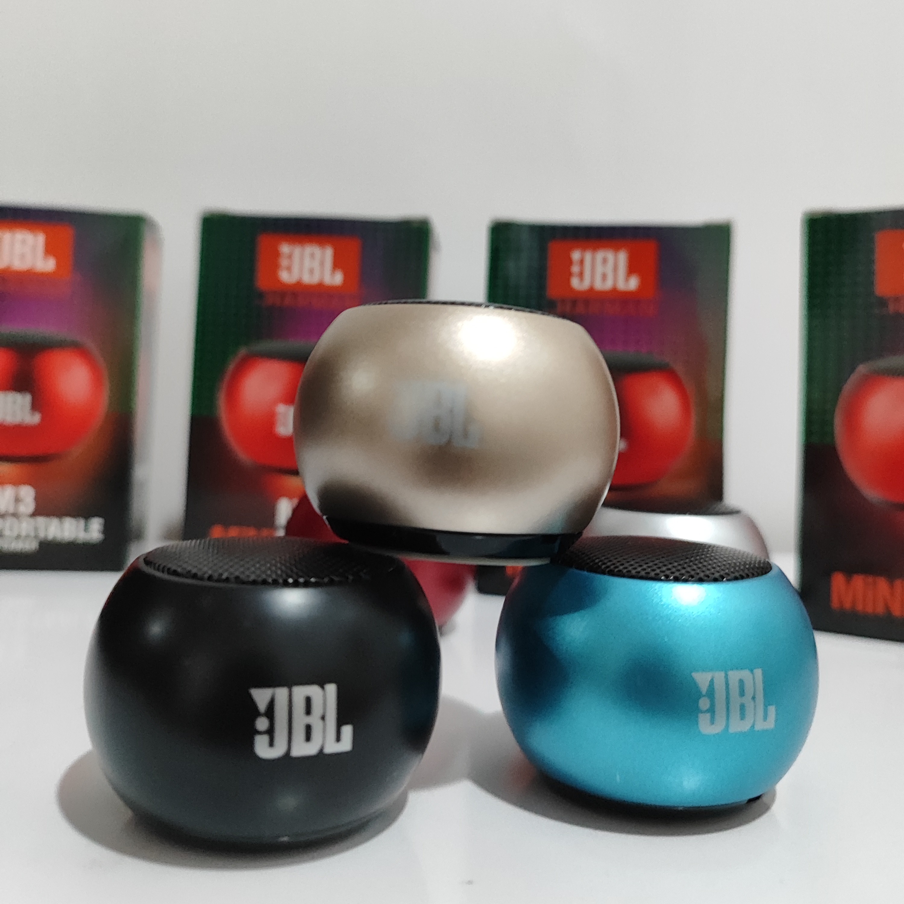 اسپیکر بلوتوثی برند GBL مدل M3 کیفیت فوق العاده عالی نگهداری شارژ طولانی