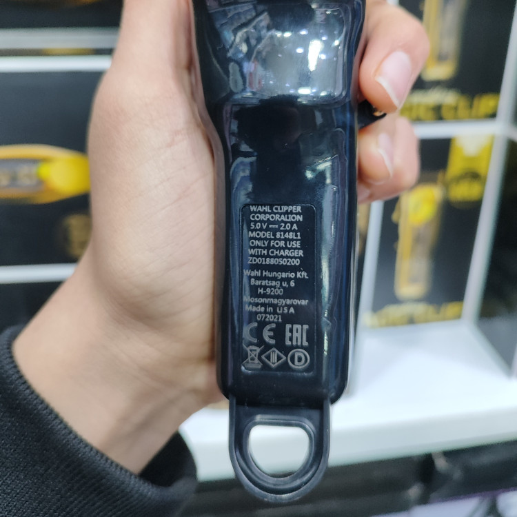 اشین اصلاح شارژی وال مجیک کلیپ گلد سفارش اروپا و آمریکا Wahl Gold Magic Clip روی تیغه وال و USA حک شده
