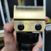 اشین اصلاح شارژی وال مجیک کلیپ گلد سفارش اروپا و آمریکا Wahl Gold Magic Clip روی تیغه وال و USA حک شده