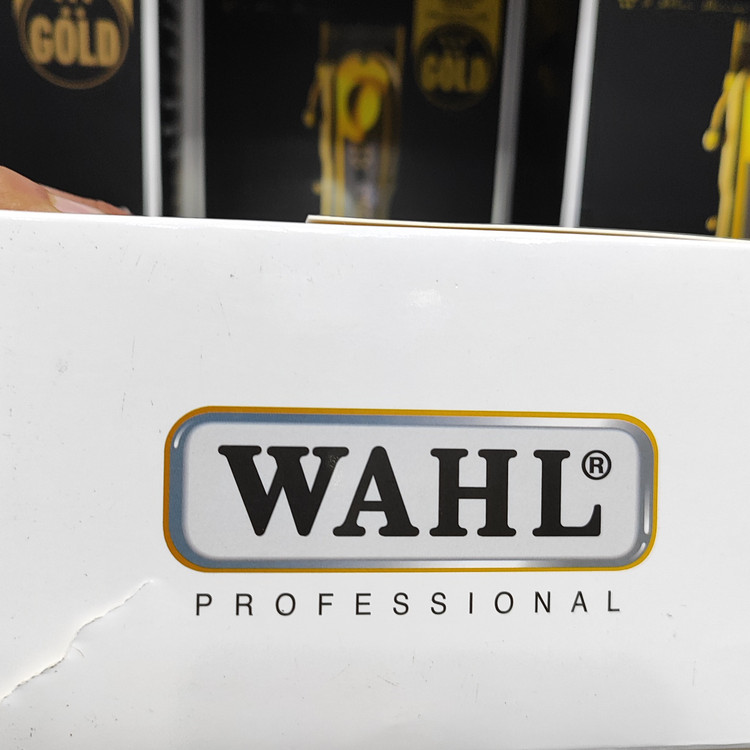 اشین اصلاح شارژی وال مجیک کلیپ گلد سفارش اروپا و آمریکا Wahl Gold Magic Clip روی تیغه وال و USA حک شده