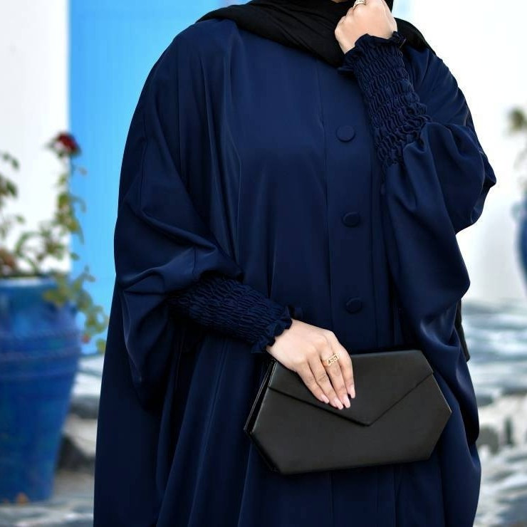 مانتو عبایی قواره بزرگ آستین طرح کش
