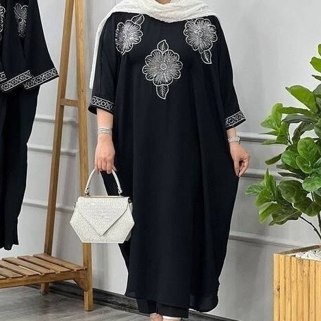 مانتو عبایی طرح سه گل الیزه با کیفیت
