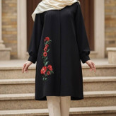 مانتو مازراتی گلدوزی شده مشکی و سبز