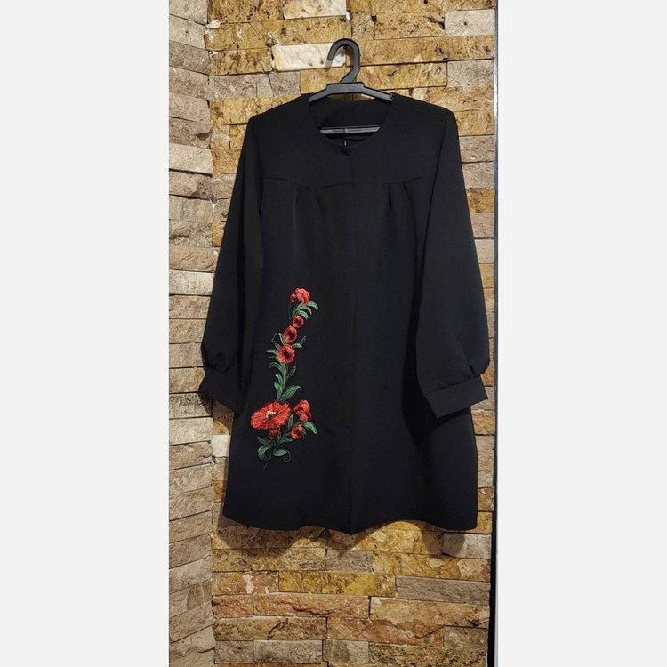مانتو مازراتی گلدوزی شده مشکی و سبز