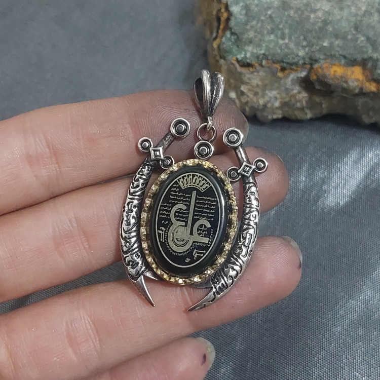 گردنبند آلیاژ نقره روس عقیق سیاه حکاکی عین علی