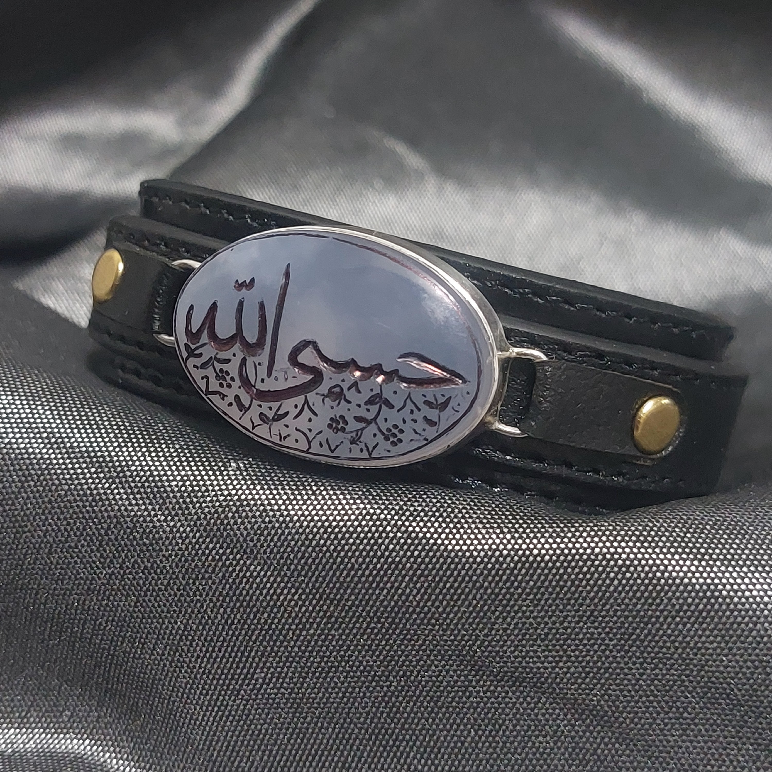 دستبند چرم طبیعی عقیق کبود اصل فریم نقره
