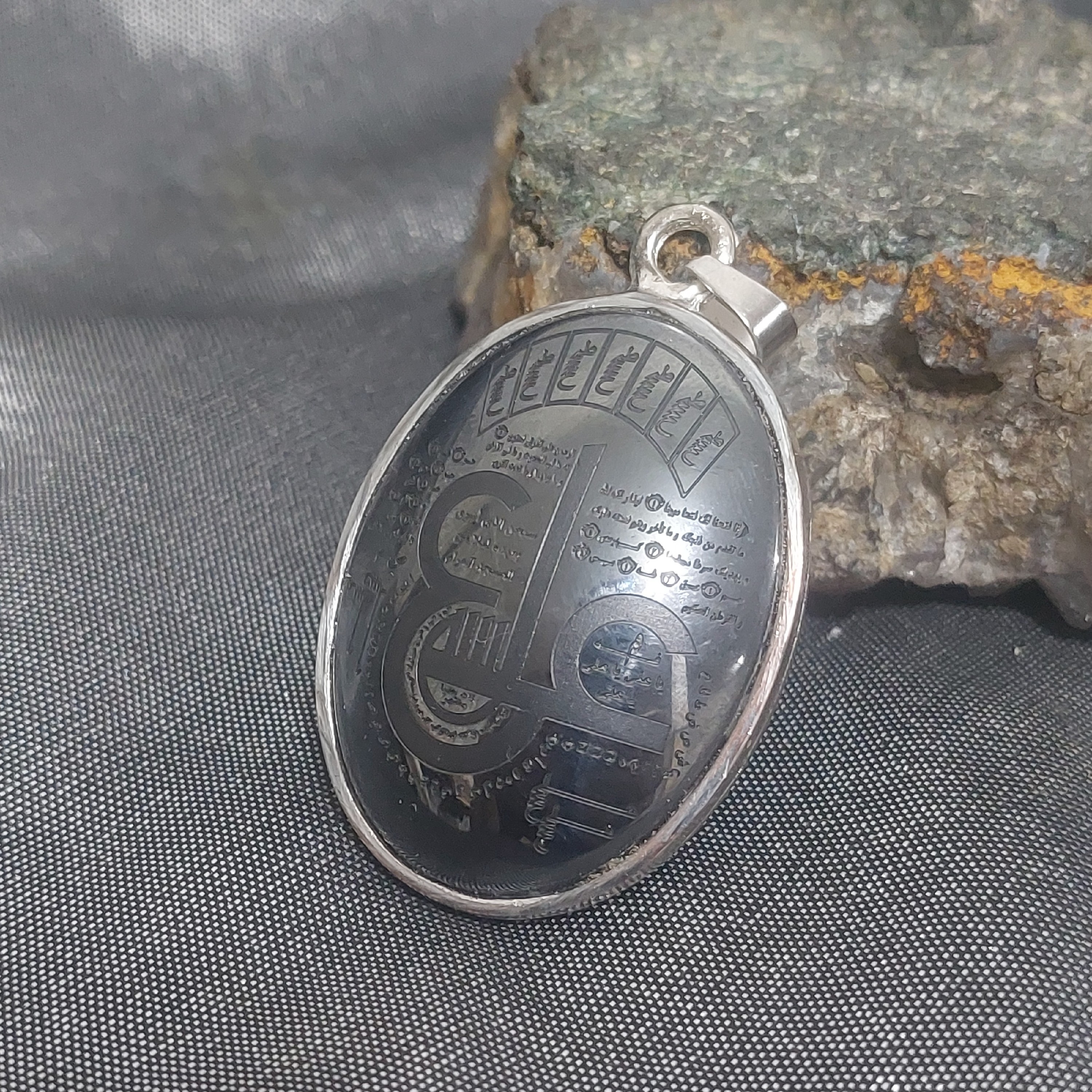 گردنبند حدید مشکی درشت اصل عین علی